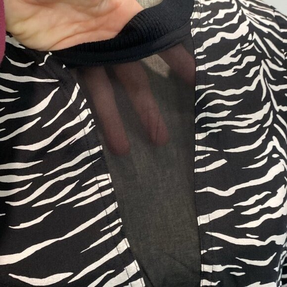 Rebecca Taylor Blouse Black White Silk Zebra Print Long Sleeve Crewneck - Picture 5 of 16